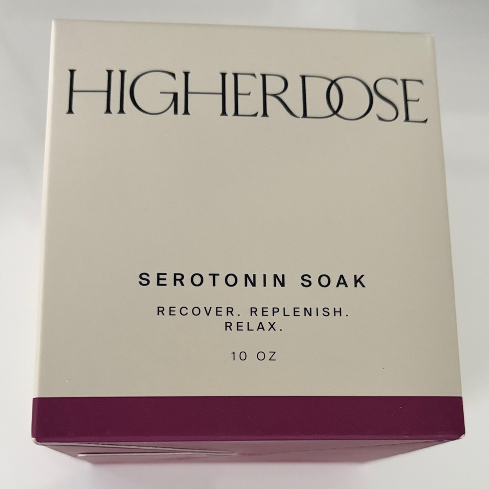 High Dose Serotonin Soak - Cream and Plum Bath Soak